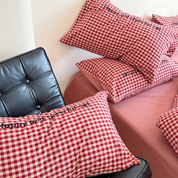 91家纺网 家纺一手货源 找家纺 （总）优迈 2025秋冬新款全棉水洗棉格子贴布绣四件套