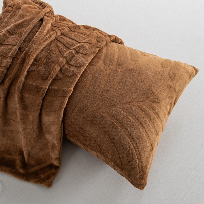 91家纺网 家纺一手货源 找家纺 （总）给笠 2025新款220克牛奶绒大树叶单床笠 床笠单件