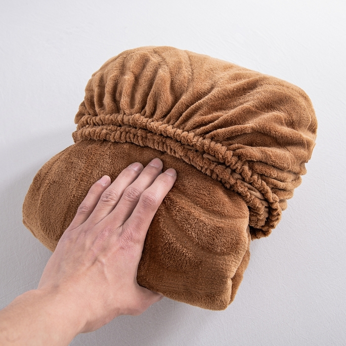 91家纺网 家纺一手货源 找家纺 （总）给笠 2025新款220克牛奶绒大树叶单床笠 床笠单件