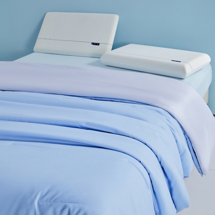 91家纺网 家纺一手货源 找家纺 观月轩家纺 2025新款酣睡星球双层深睡控温被PRO2.0被子被芯 清澄蓝