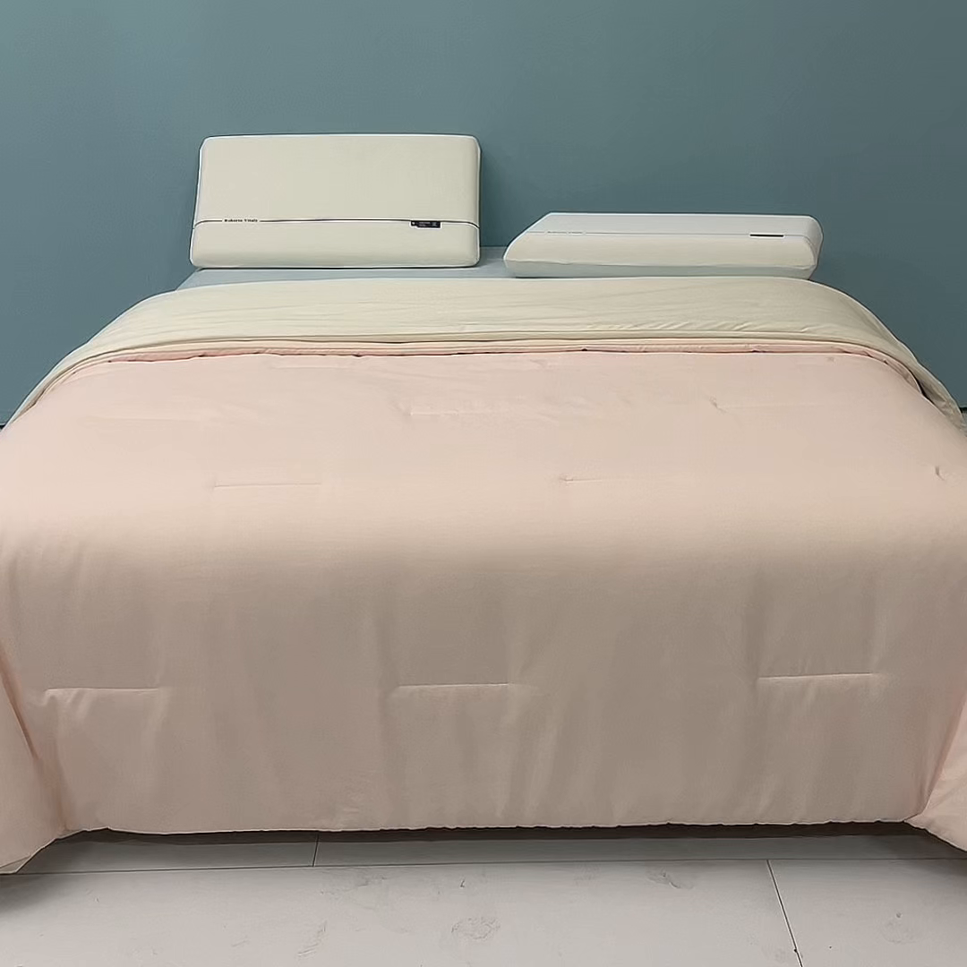 91家纺网 家纺一手货源 找家纺 观月轩家纺 2025新款酣睡星球双层深睡控温被PRO2.0被子被芯 柔云粉