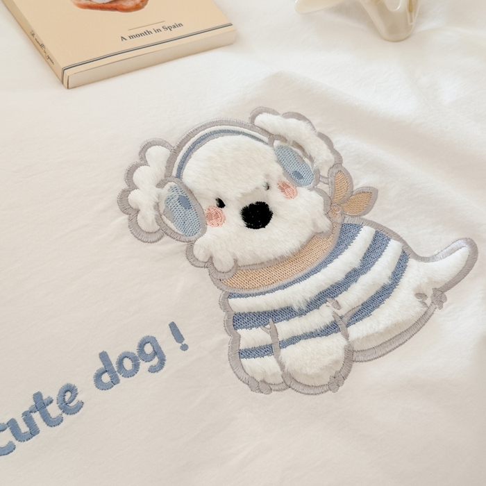 91家纺网 家纺一手货源 找家纺 （总）优迈 2025新款全棉水洗棉贴布卡通四件套-泡芙狗狗