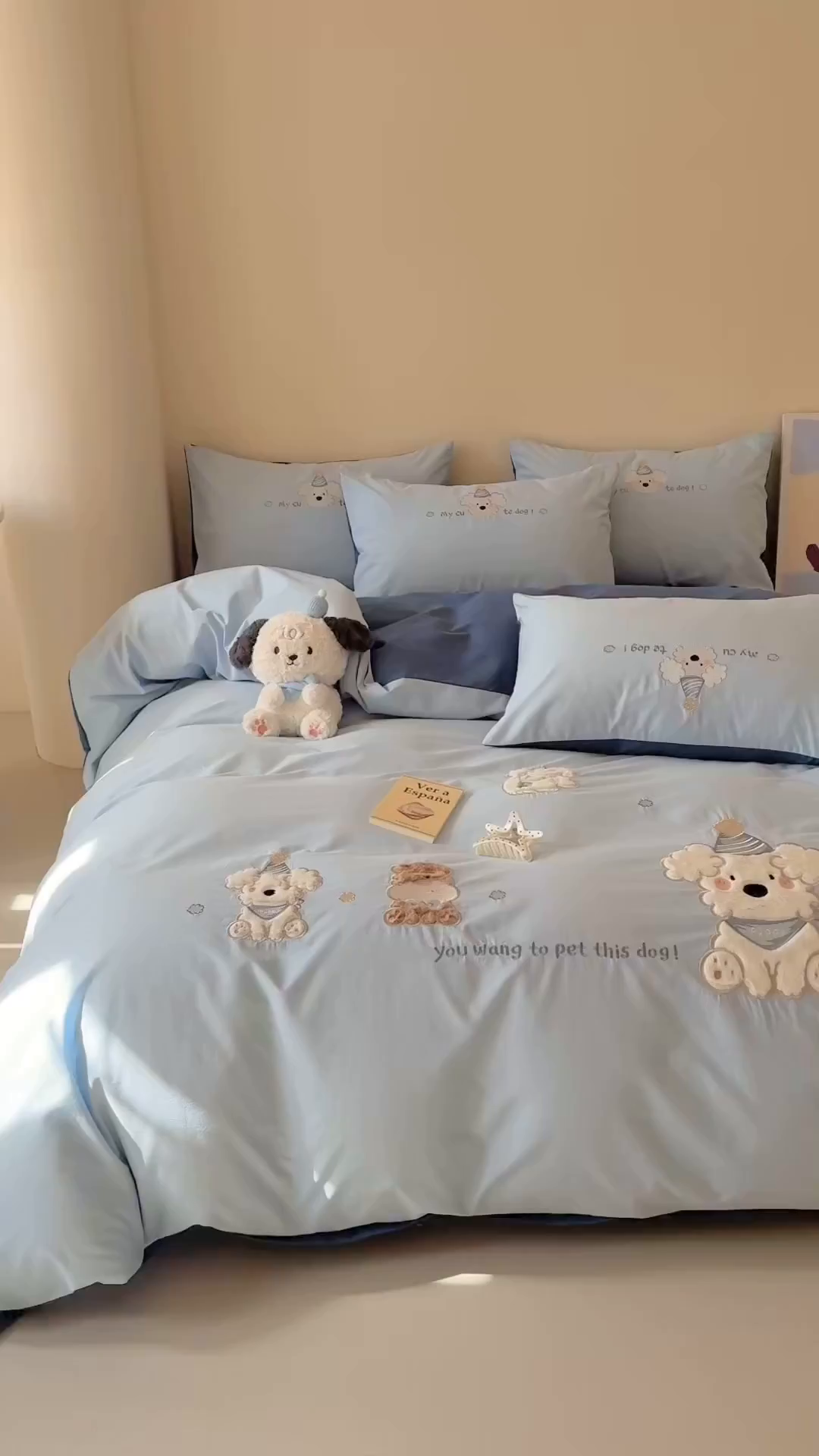 91家纺网 家纺一手货源 找家纺 优迈 2025新款全棉水洗棉贴布卡通四件套-泡芙狗狗 泡芙狗狗-蓝