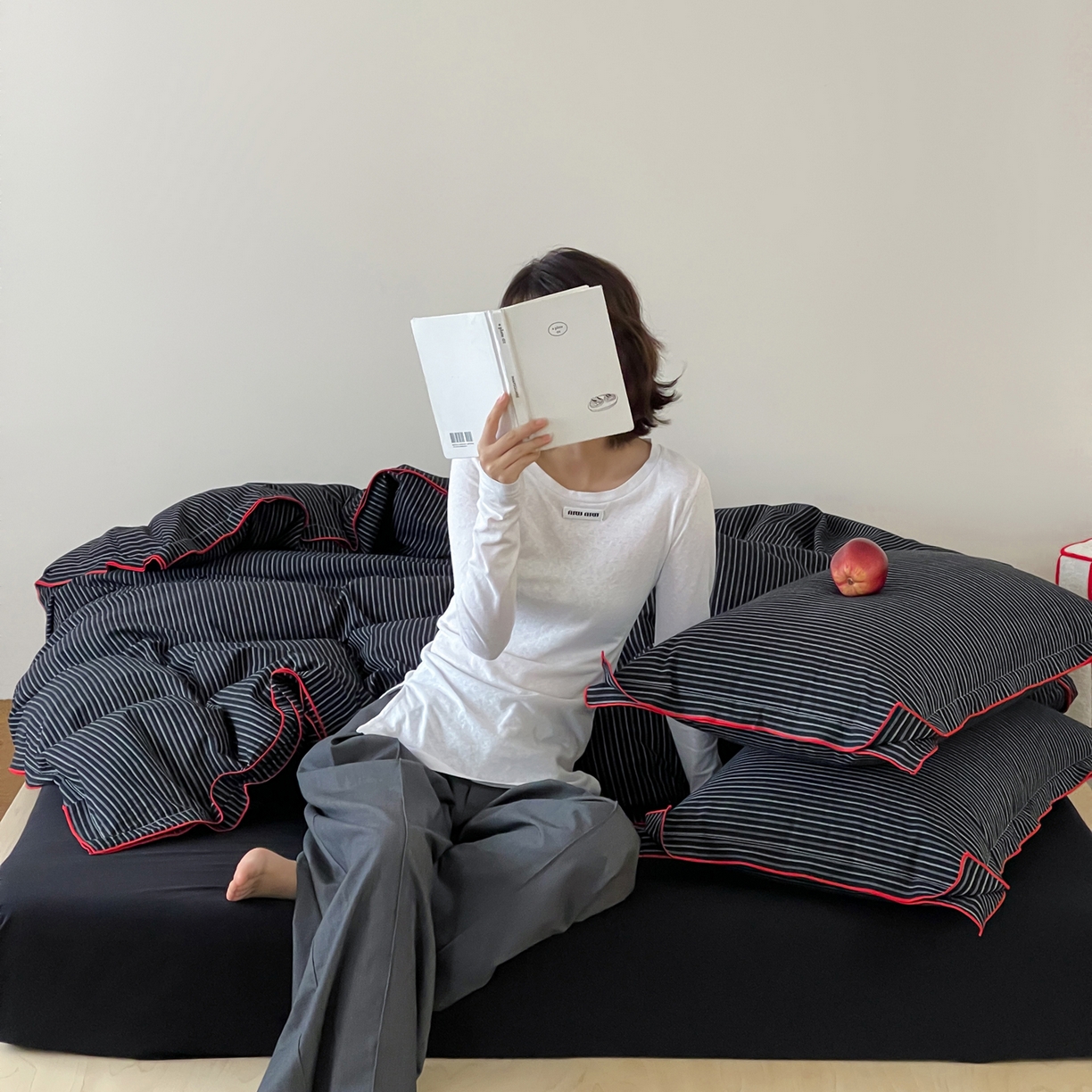 91家纺网 家纺一手货源 找家纺 例外 2025新款全棉纯棉色织水洗棉老钱工业风四件套 黑色幽默