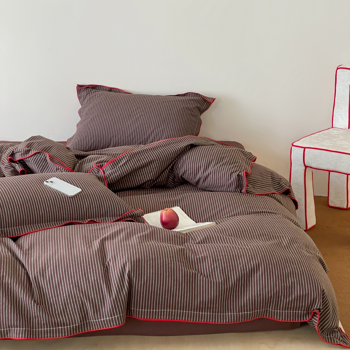 91家纺网 家纺一手货源 找家纺 例外 2025新款全棉纯棉色织水洗棉老钱工业风四件套 榛子深棕