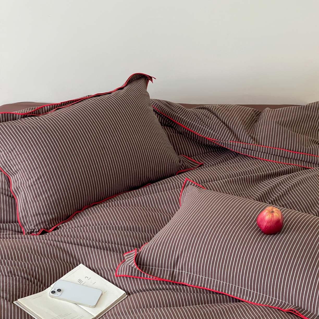 91家纺网 家纺一手货源 找家纺 例外 2025新款全棉纯棉色织水洗棉老钱工业风四件套 榛子深棕