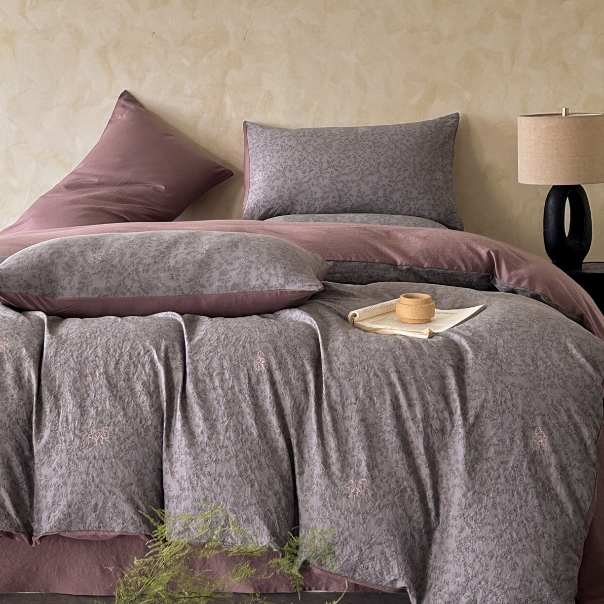 91家纺网 家纺一手货源 找家纺 如约 2025新款A类珍珠棉四件套 巴洛克之恋咖