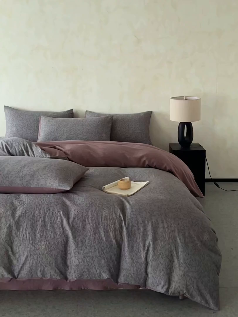 91家纺网 家纺一手货源 找家纺 如约 2025新款A类珍珠棉四件套 巴洛克之恋咖