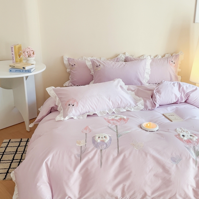 91家纺网 家纺一手货源 找家纺 优迈 2025新品全棉加厚水洗棉韩版小清新绣花工艺贴布绣四件套--郁金香小兔 郁金香小兔 浅紫