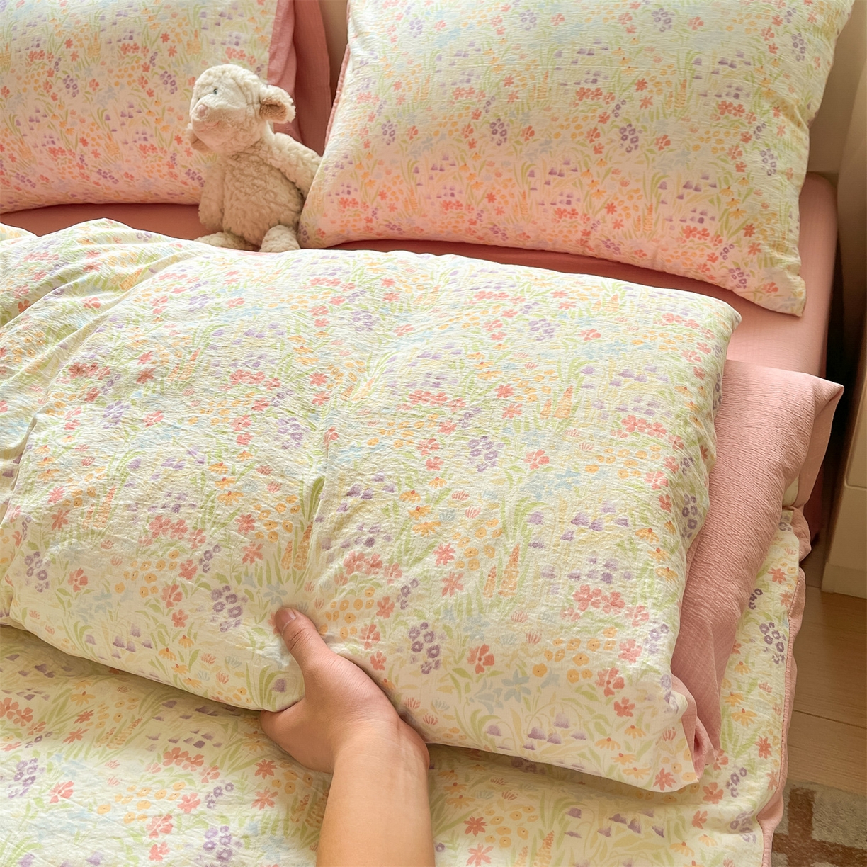 91家纺网 家纺一手货源 找家纺 如约 2025新款木棉双层纱印花四件套 邂逅