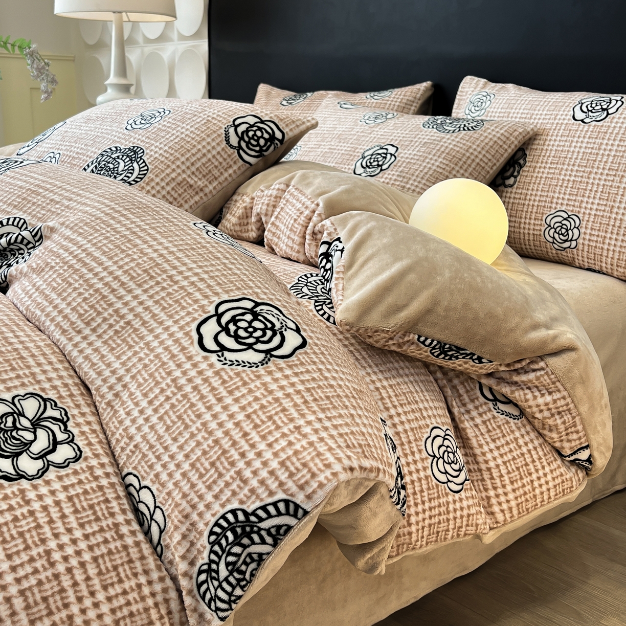 91家纺网 家纺一手货源 找家纺 （总）二八年华 2025新款加厚兔绒四件套