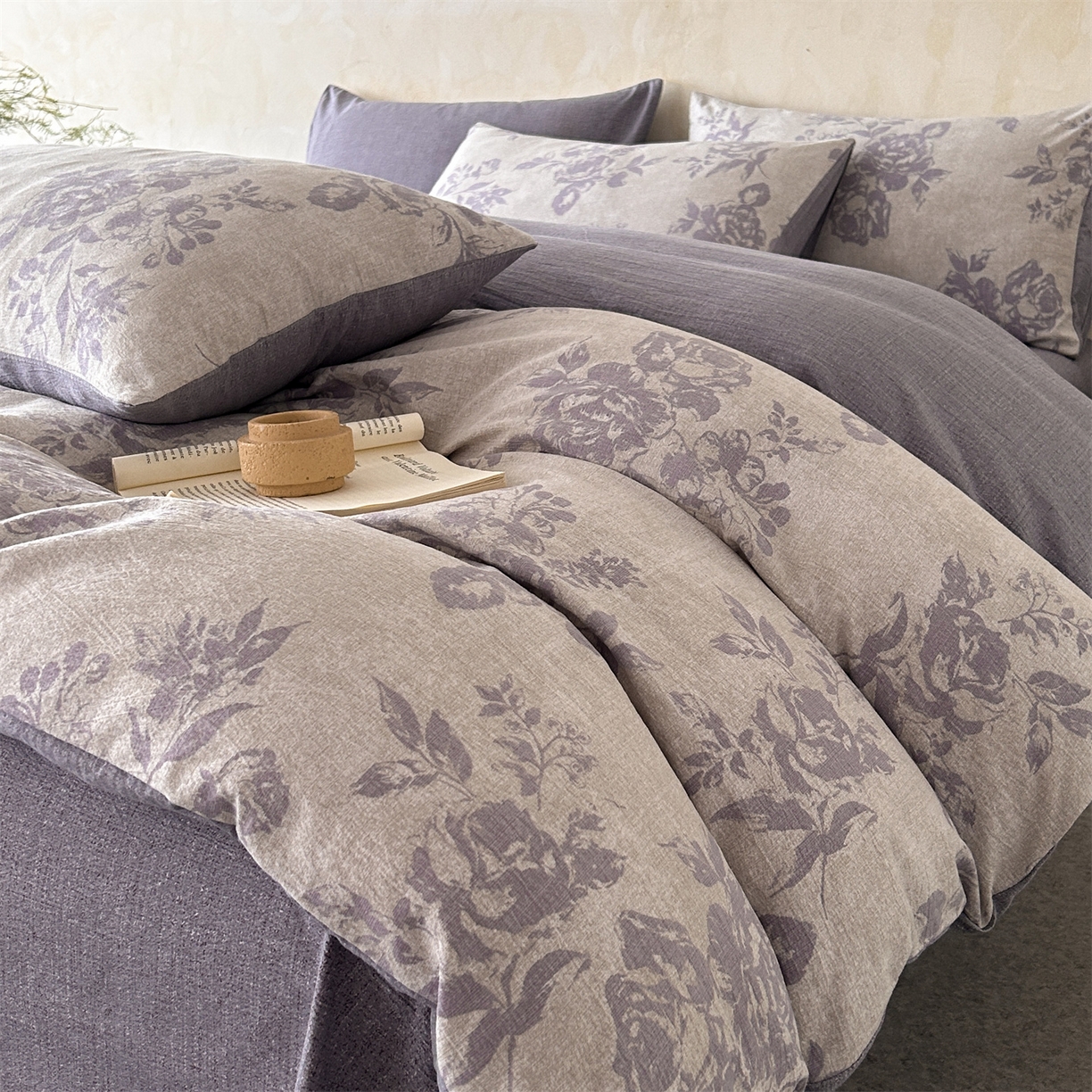 91家纺网 家纺一手货源 找家纺 如约 2025新款A类亲肤水洗原麻印花四件套 风木槿紫