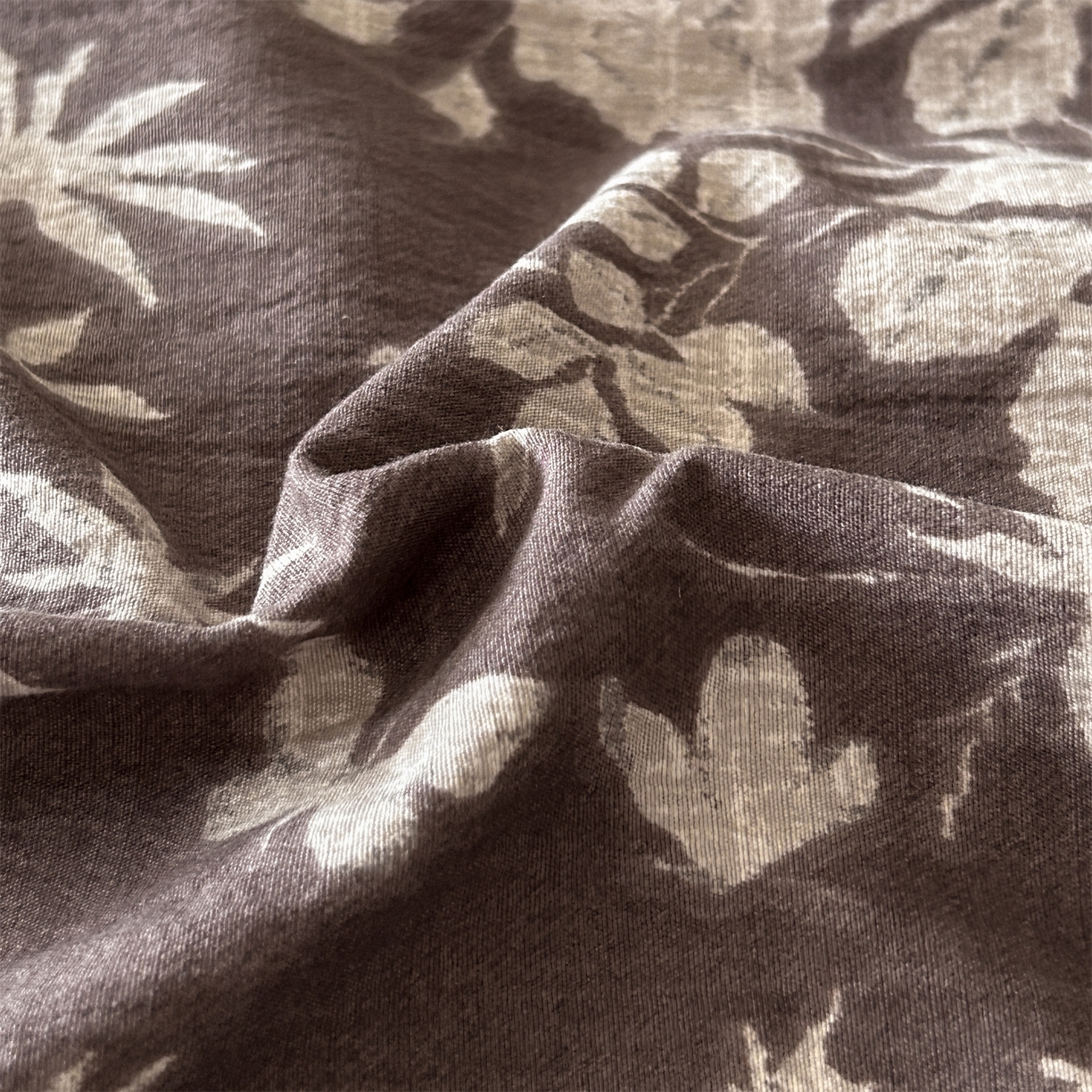 91家纺网 家纺一手货源 找家纺 如约 2025新款A类亲肤水洗原麻印花四件套 枫林晚