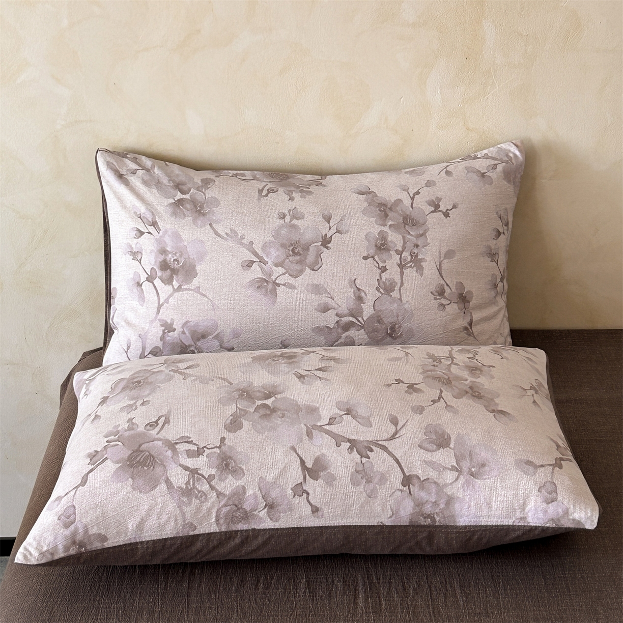 91家纺网 家纺一手货源 找家纺 如约 2025新款A类亲肤水洗原麻印花四件套 慕雪红