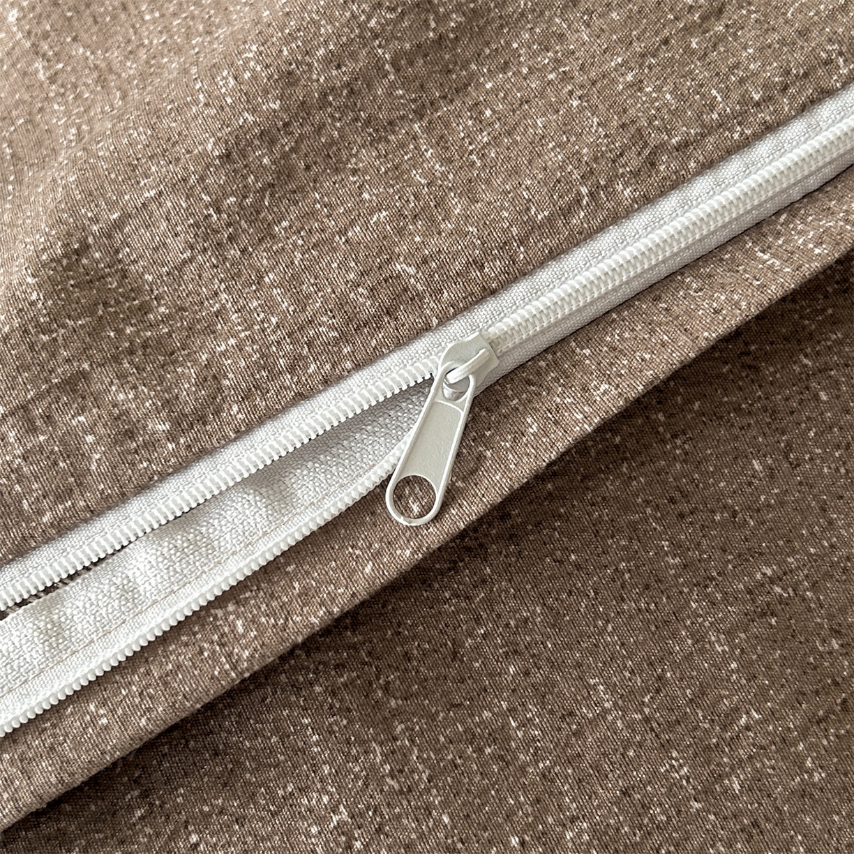 91家纺网 家纺一手货源 找家纺 如约 2025新款A类亲肤水洗原麻印花四件套 迪奥咖