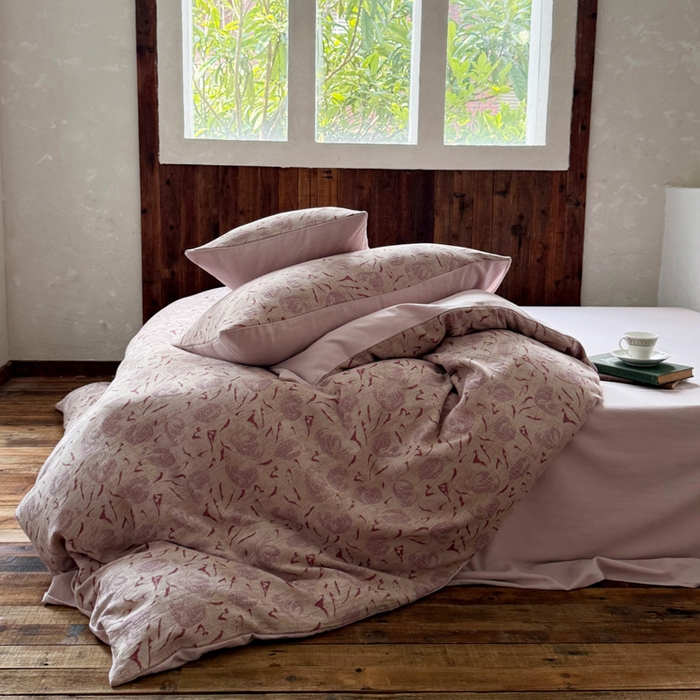 91家纺网 家纺一手货源 找家纺 山舍家居 2025新款全棉纯棉色织提花四件套-雾璃 雾璃-粉