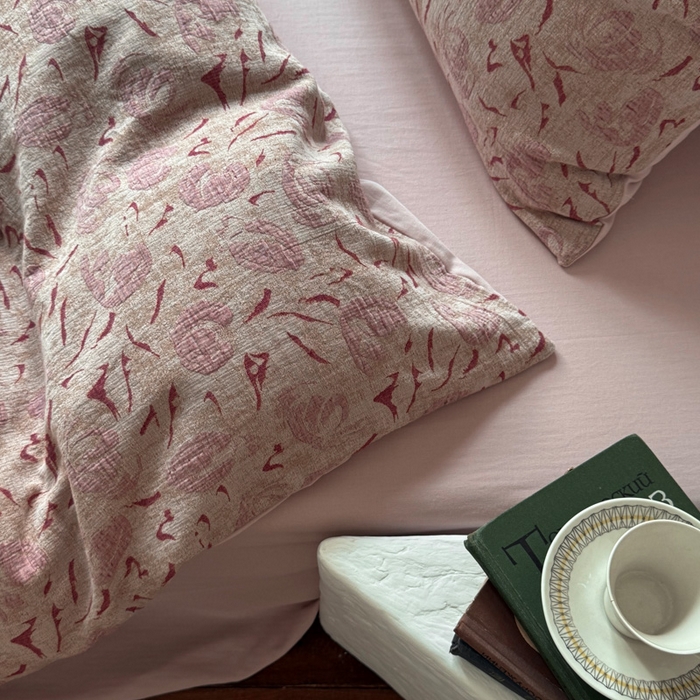 91家纺网 家纺一手货源 找家纺 山舍家居 2025新款全棉纯棉色织提花四件套-雾璃 雾璃-粉