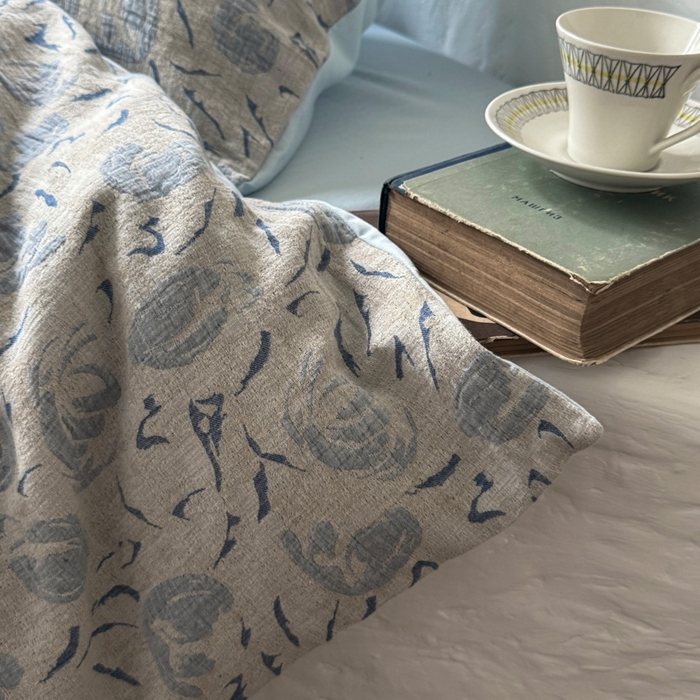 91家纺网 家纺一手货源 找家纺 山舍家居 2025新款全棉纯棉色织提花四件套-雾璃 雾璃-蓝