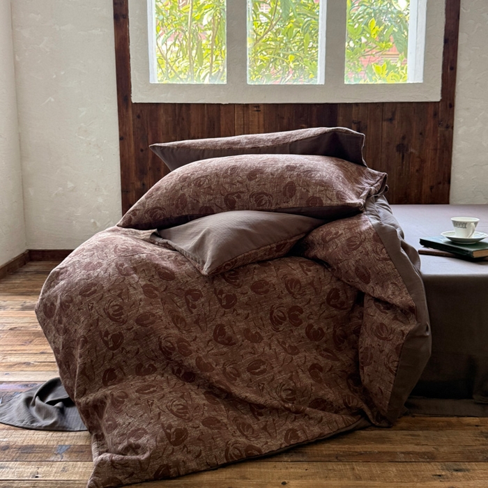 91家纺网 家纺一手货源 找家纺 山舍家居 2025新款全棉纯棉色织提花四件套-雾璃 雾璃-咖