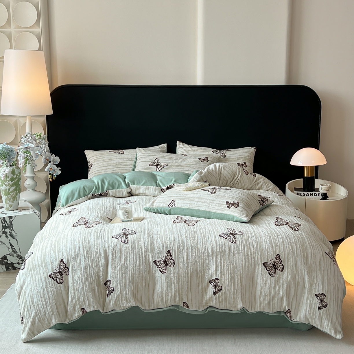 91家纺网 家纺一手货源 找家纺 二八年华 2025新款加厚兔绒四件套 蝴蝶绿