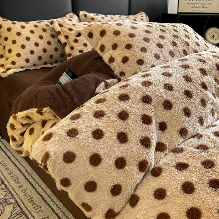 典曼家纺 2025新款亲肤舒适兔毛绒四件套 波点-咖