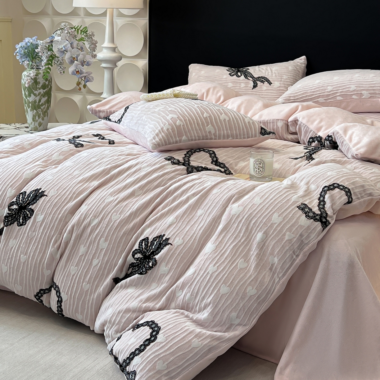 91家纺网 家纺一手货源 找家纺 二八年华 2025新款加厚兔绒四件套 爱心粉