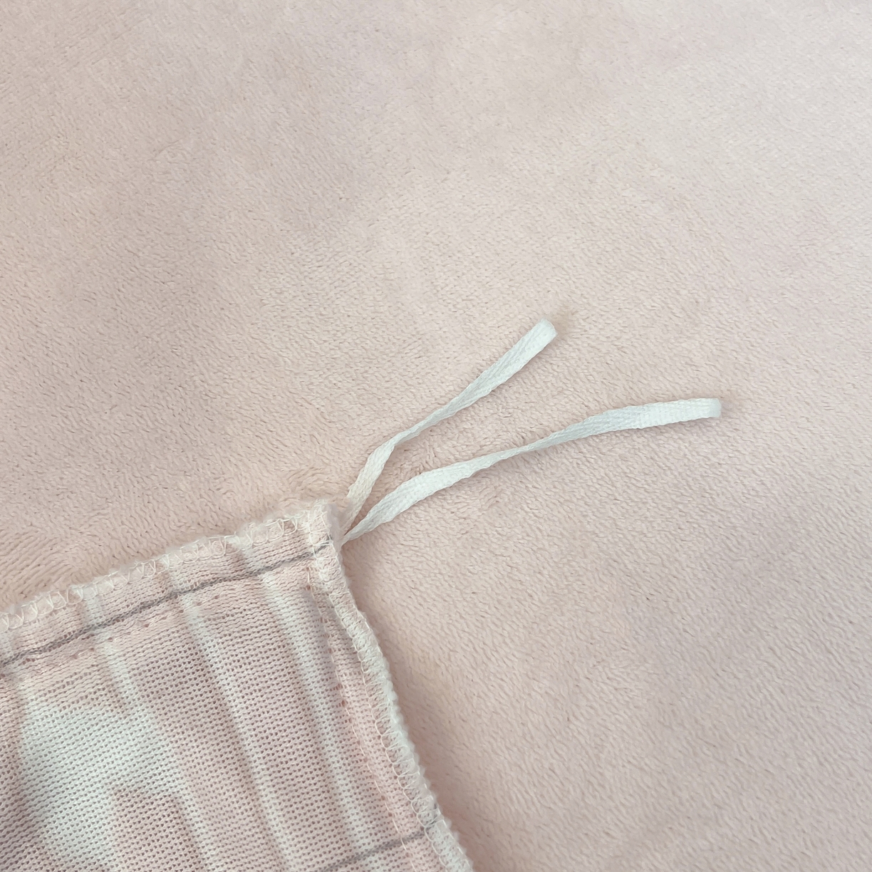 91家纺网 家纺一手货源 找家纺 二八年华 2025新款加厚兔绒四件套 爱心粉