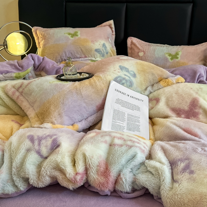 91家纺网 家纺一手货源 找家纺 典曼家纺 2025新款亲肤舒适兔毛绒四件套 碟梦