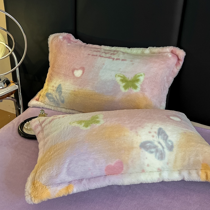 91家纺网 家纺一手货源 找家纺 典曼家纺 2025新款亲肤舒适兔毛绒四件套 碟梦