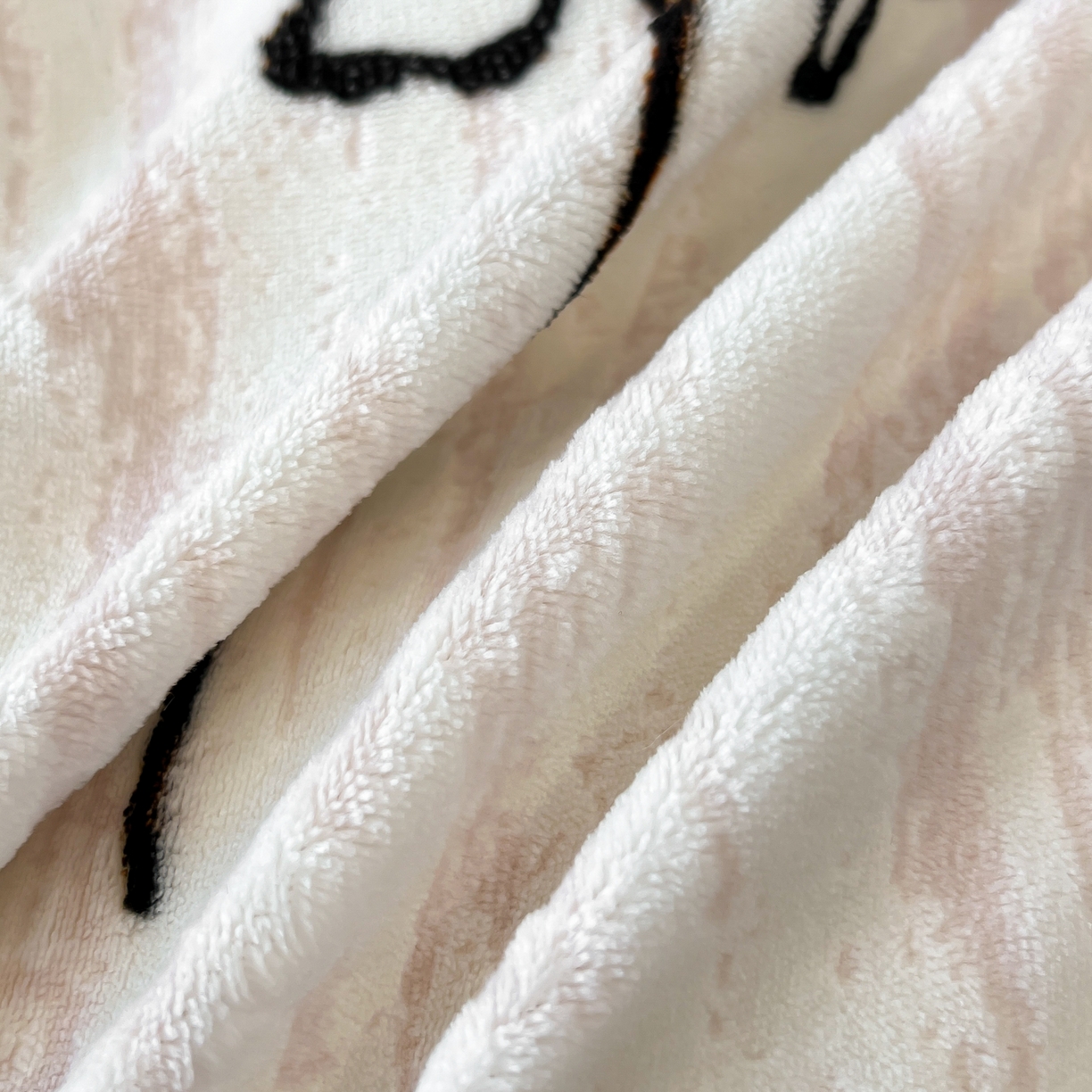 91家纺网 家纺一手货源 找家纺 二八年华 2025新款加厚兔绒四件套 玫瑰粉