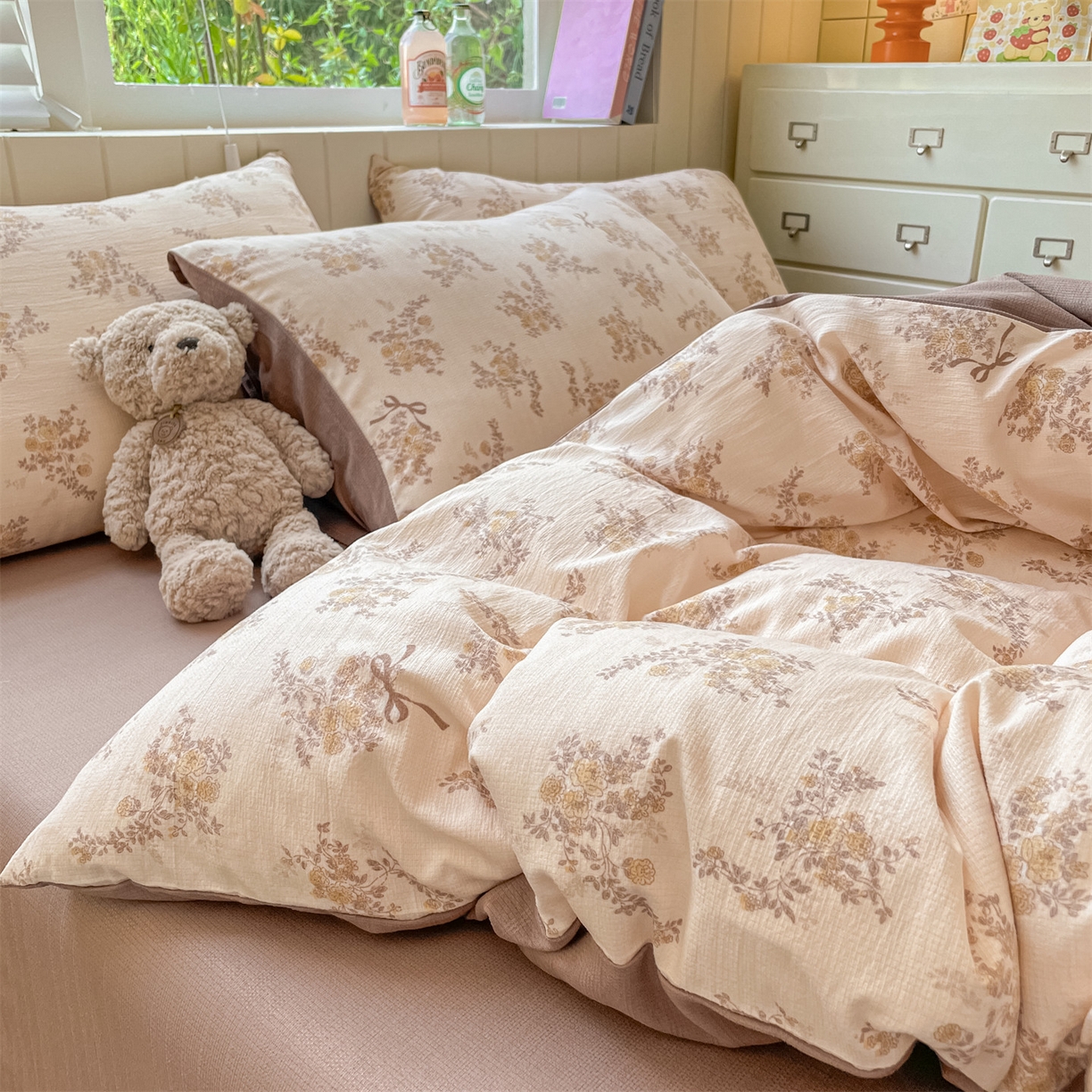 91家纺网 家纺一手货源 找家纺 如约 2025秋冬新款A类亲肤棉印花套件 曼咖