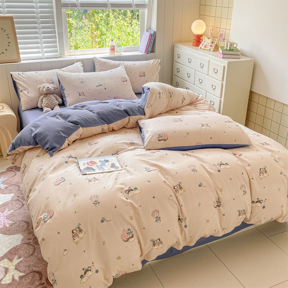 91家纺网 家纺一手货源 找家纺 如约 2025秋冬新款A类亲肤棉印花套件 小企鹅