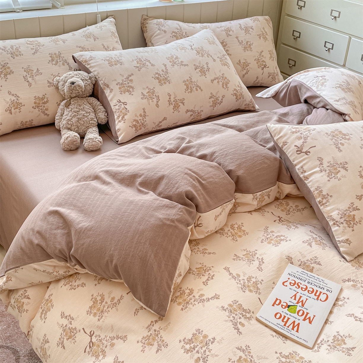 91家纺网 家纺一手货源 找家纺 如约 2025秋冬新款A类亲肤棉印花套件 曼咖