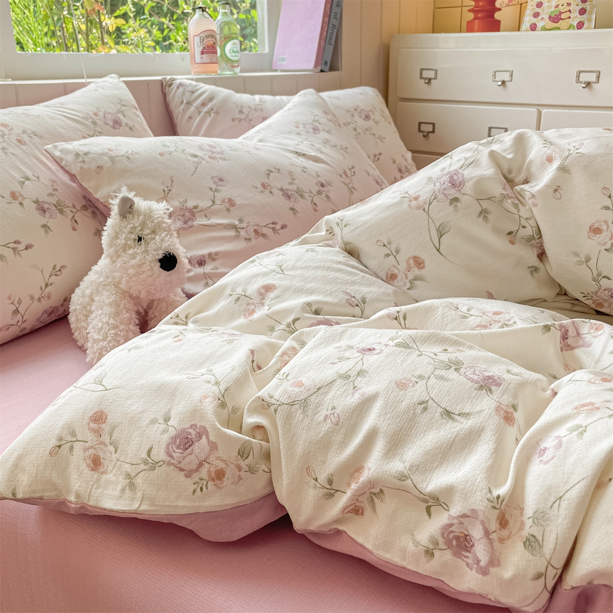 91家纺网 家纺一手货源 找家纺 如约 2025秋冬新款A类亲肤棉印花套件 爱丽丝