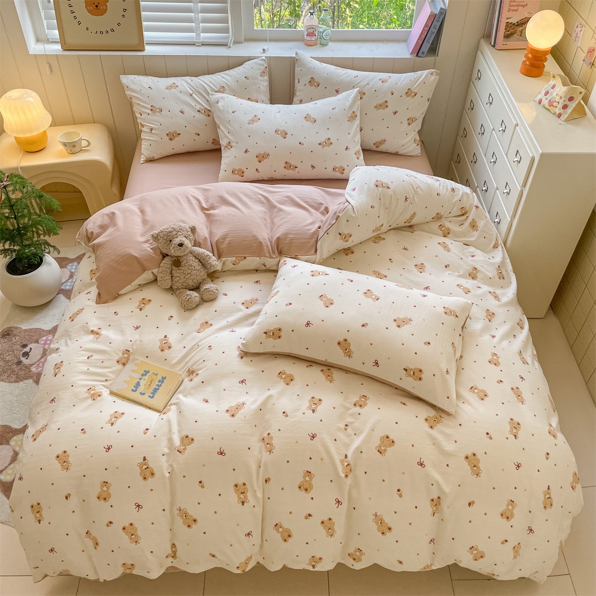 91家纺网 家纺一手货源 找家纺 如约 2025秋冬新款A类亲肤棉印花套件 松糕熊