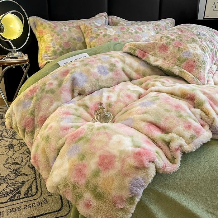 91家纺网 家纺一手货源 找家纺 典曼家纺 2025新款亲肤舒适兔毛绒四件套 花满园