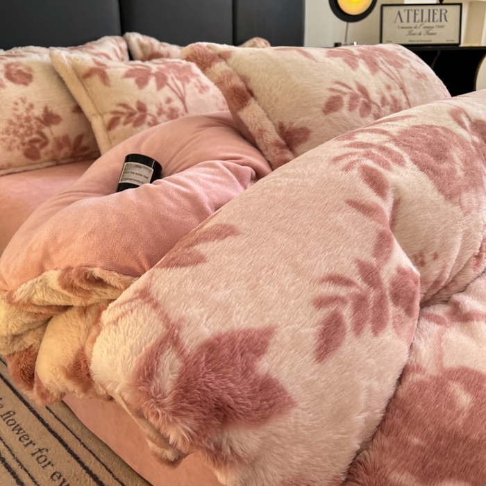 91家纺网 家纺一手货源 找家纺 典曼家纺 2025新款亲肤舒适兔毛绒四件套 花语