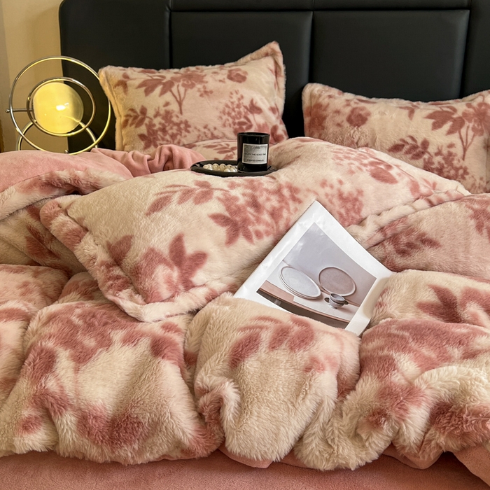 91家纺网 家纺一手货源 找家纺 典曼家纺 2025新款亲肤舒适兔毛绒四件套 花语