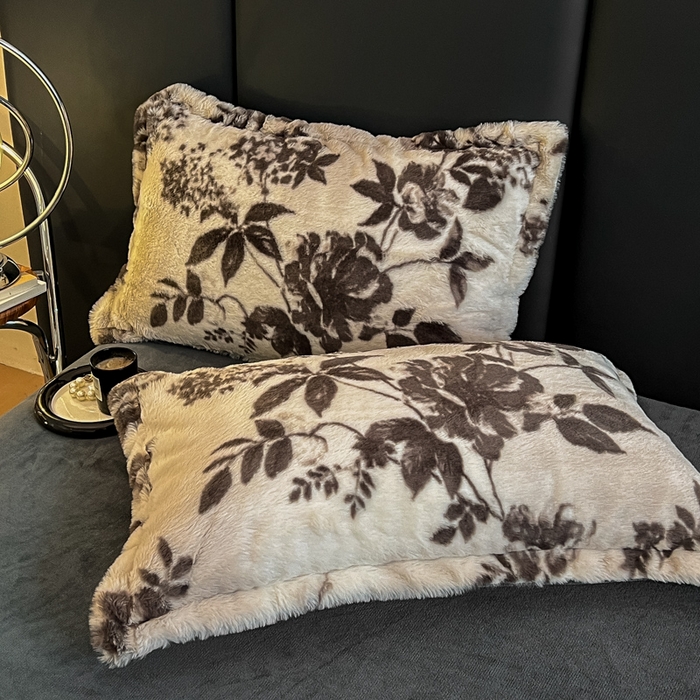 91家纺网 家纺一手货源 找家纺 典曼家纺 2025新款亲肤舒适兔毛绒四件套 摩卡