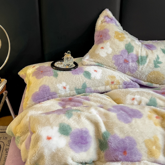 91家纺网 家纺一手货源 找家纺 典曼家纺 2025新款亲肤舒适兔毛绒四件套 紫色花语