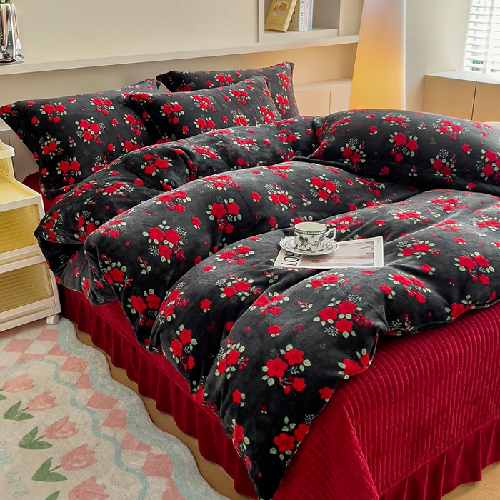 91家纺网 家纺一手货源 找家纺 找底底家纺 2025新款加厚床盖款双面绒A类印花款牛奶绒四件套（日销50单客户，在优惠5元） 花妖