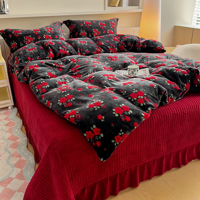 91家纺网 家纺一手货源 找家纺 找底底家纺 2025新款加厚床盖款双面绒A类印花款牛奶绒四件套（日销50单客户，在优惠5元） 花妖