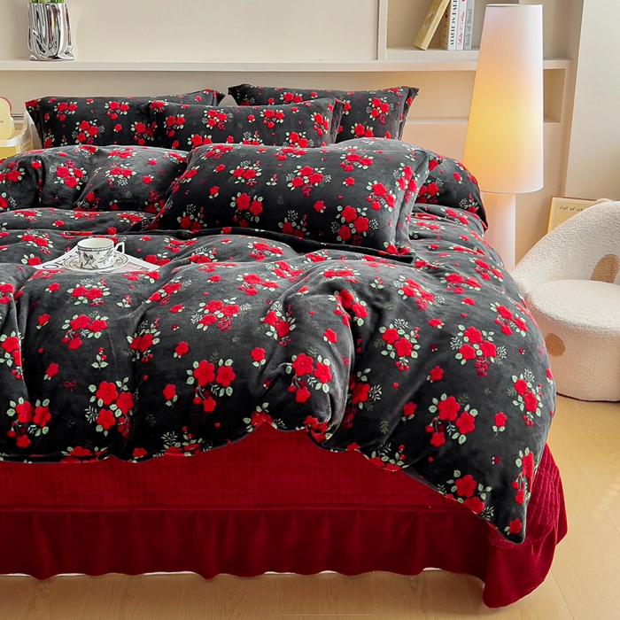 91家纺网 家纺一手货源 找家纺 找底底家纺 2025新款加厚床盖款双面绒A类印花款牛奶绒四件套（日销50单客户，在优惠5元） 花妖