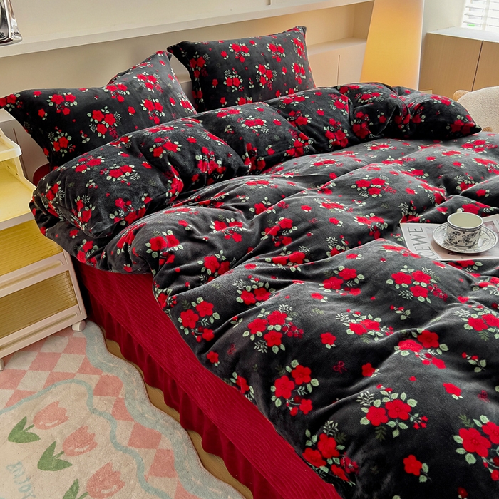 91家纺网 家纺一手货源 找家纺 找底底家纺 2025新款加厚床盖款双面绒A类印花款牛奶绒四件套（日销50单客户，在优惠5元） 花妖