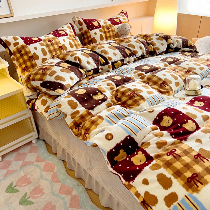 91家纺网 家纺一手货源 找家纺 找底底家纺 2025新款加厚床盖款双面绒A类印花款牛奶绒四件套（日销50单客户，在优惠5元） 焦糖布丁熊