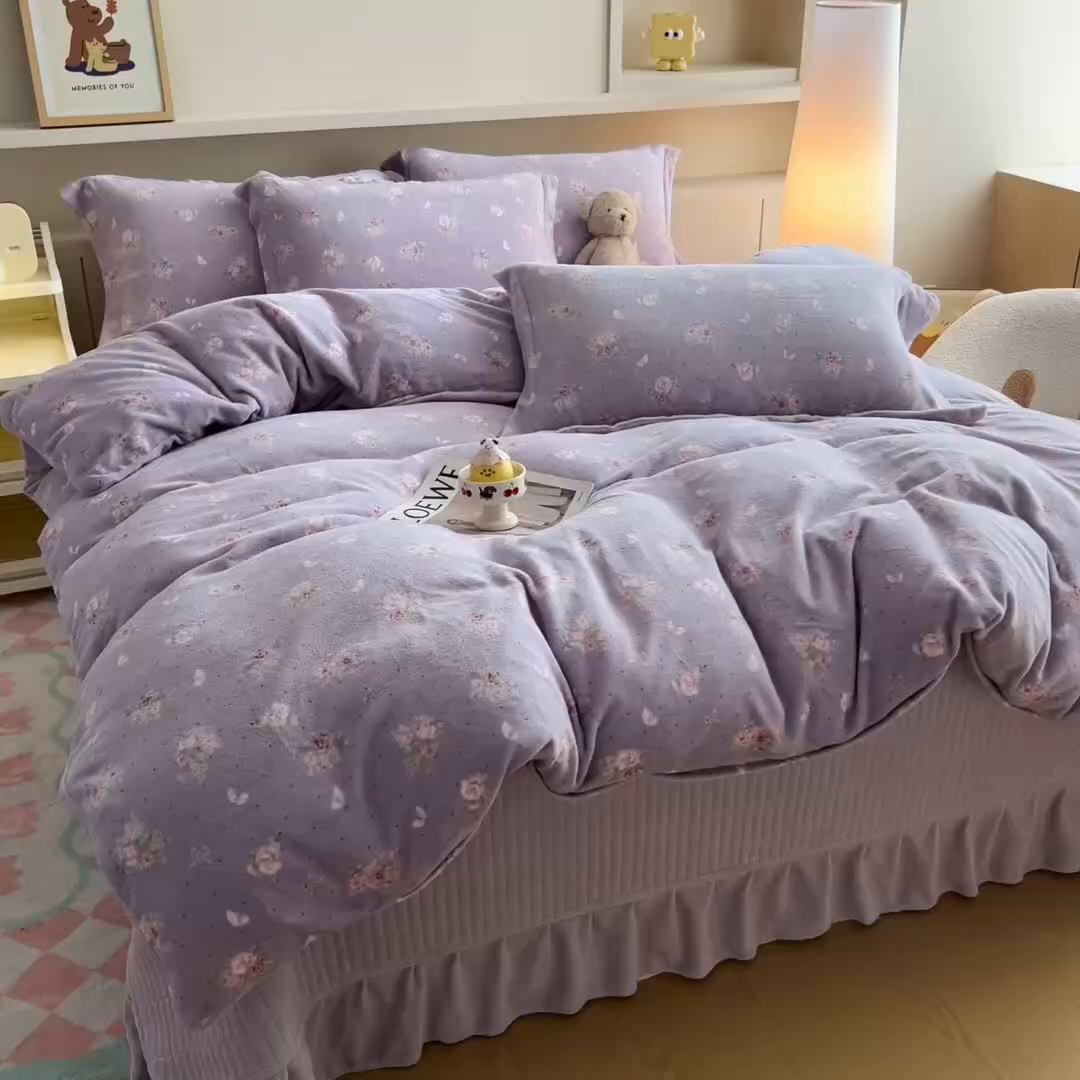 91家纺网 家纺一手货源 找家纺 找底底家纺 2025新款加厚床盖款双面绒A类印花款牛奶绒四件套（日销50单客户，在优惠5元） 紫蔻