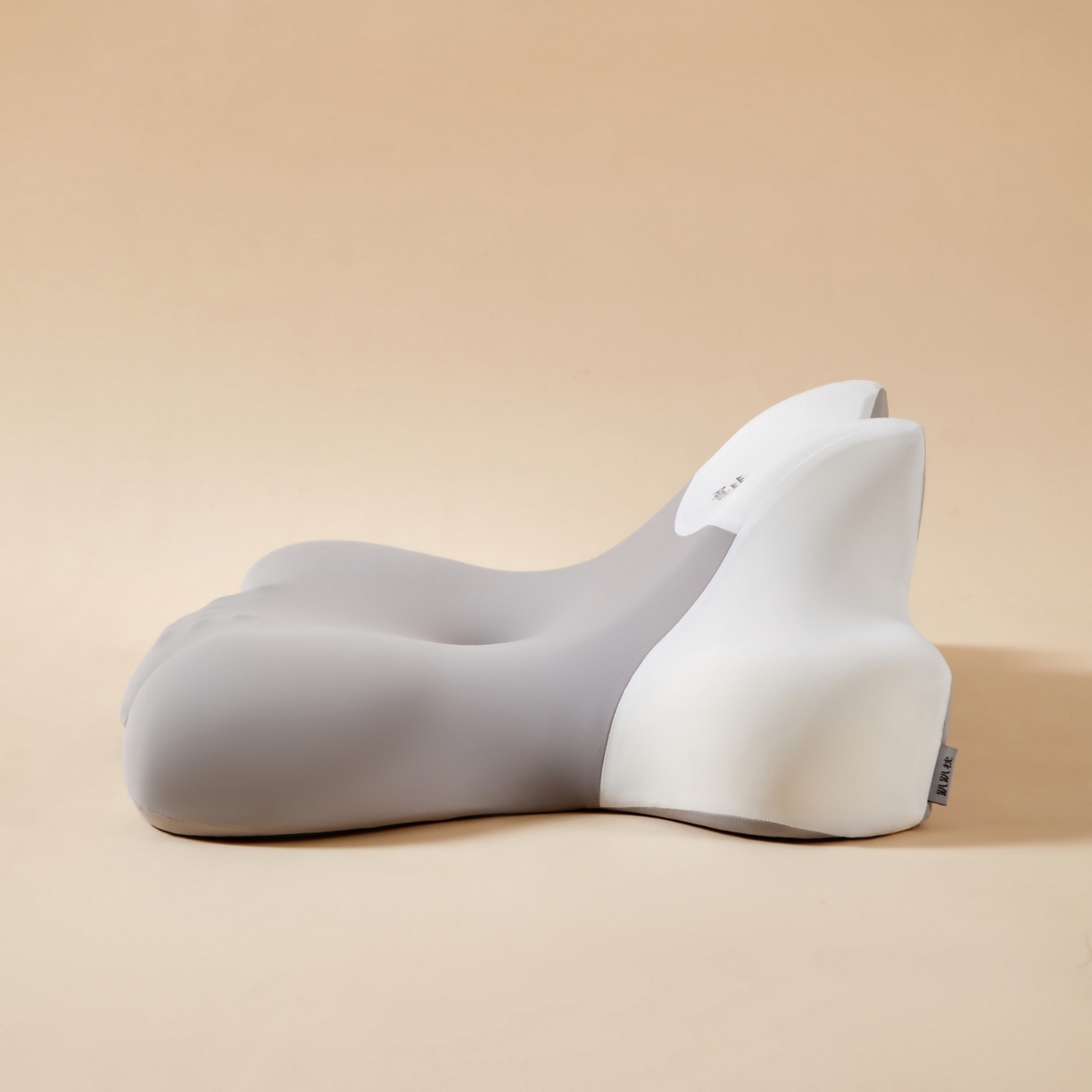 91家纺网 家纺一手货源 找家纺 芯链 2025新款多功能趴趴枕头枕芯 轻奢灰