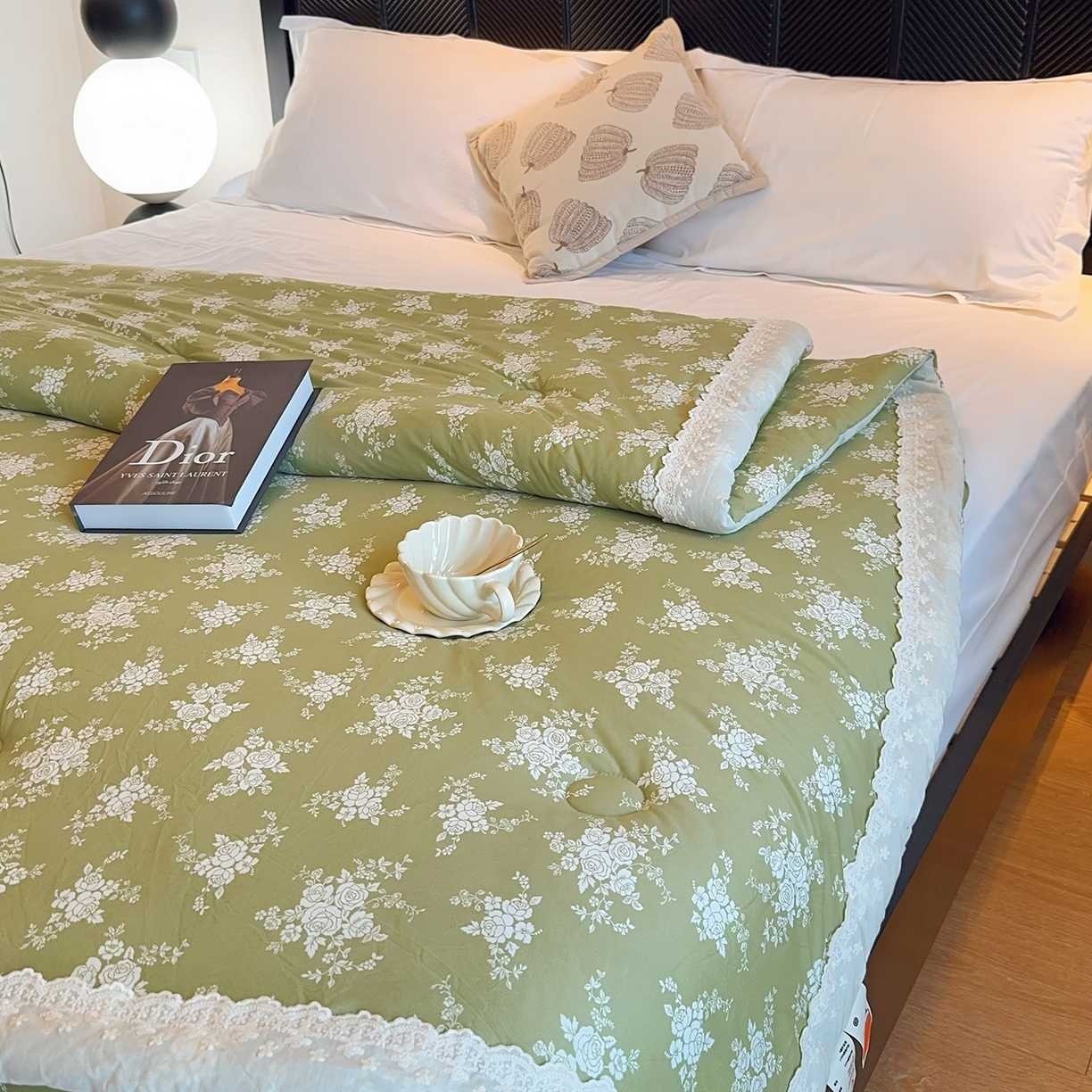 91家纺网 家纺一手货源 找家纺 兜米家居 2025新款法式全棉花边针织春秋被四季被子被芯 玫瑰花语