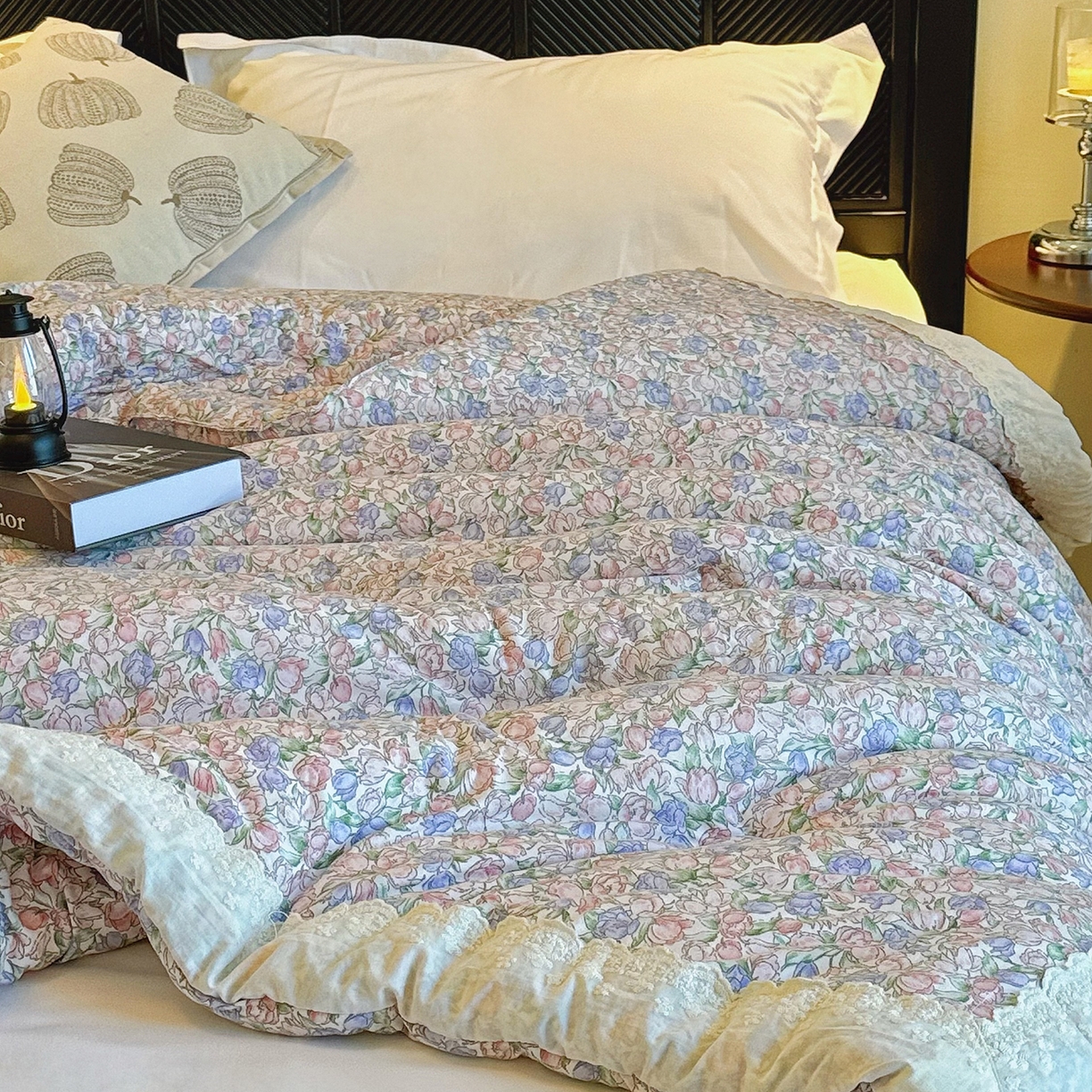 91家纺网 家纺一手货源 找家纺 兜米家居 2025新款法式全棉花边针织春秋被四季被子被芯 花仙子