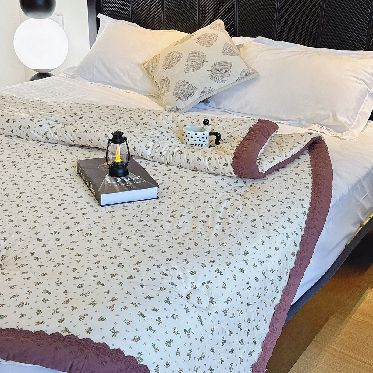 91家纺网 家纺一手货源 找家纺 兜米家居 2025新款法式全棉花边针织春秋被四季被子被芯 浪漫花园